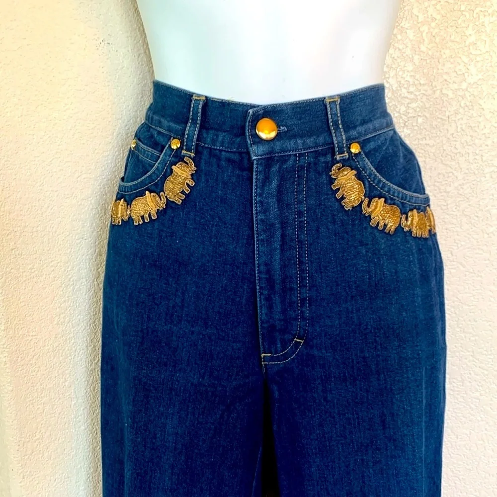ESCADA jeans, 4 embroidered gold elephants on pockets, blue denim. 40 - Picture 9 of 17
